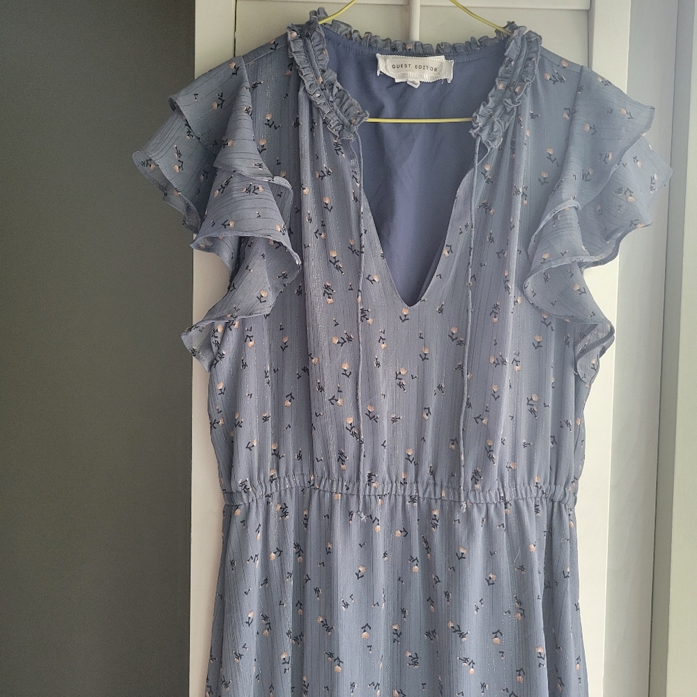 Guest Editor Shimmery Grey Blue Floral Midi Dress